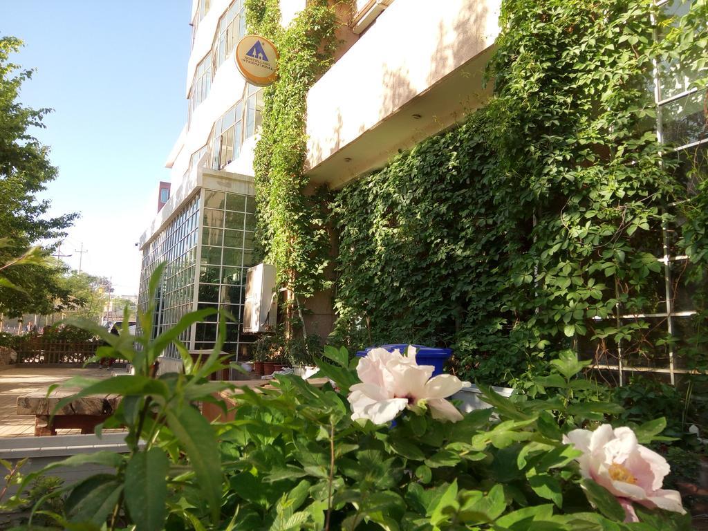 Right Here Hotel ตุนหวง ภายนอก รูปภาพ
