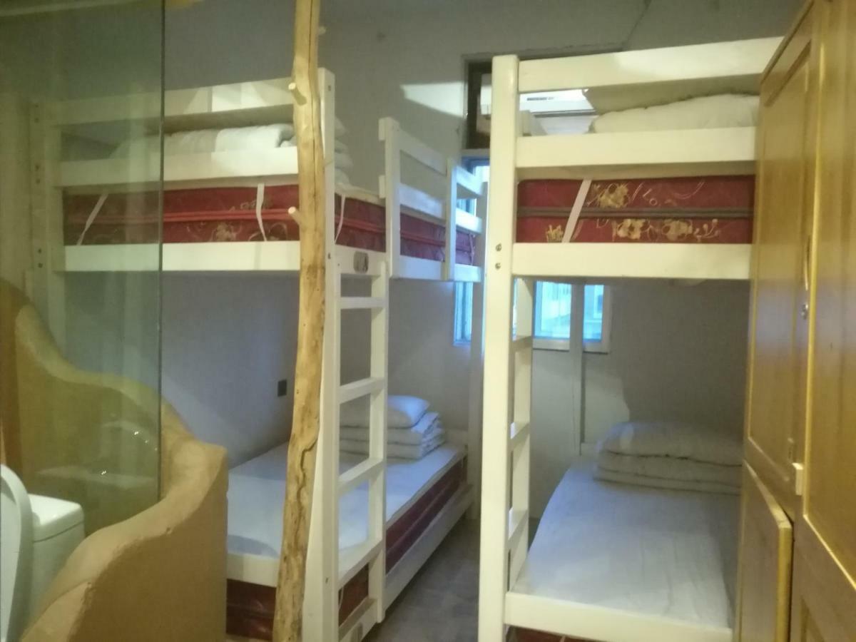Right Here Hotel ตุนหวง ภายนอก รูปภาพ