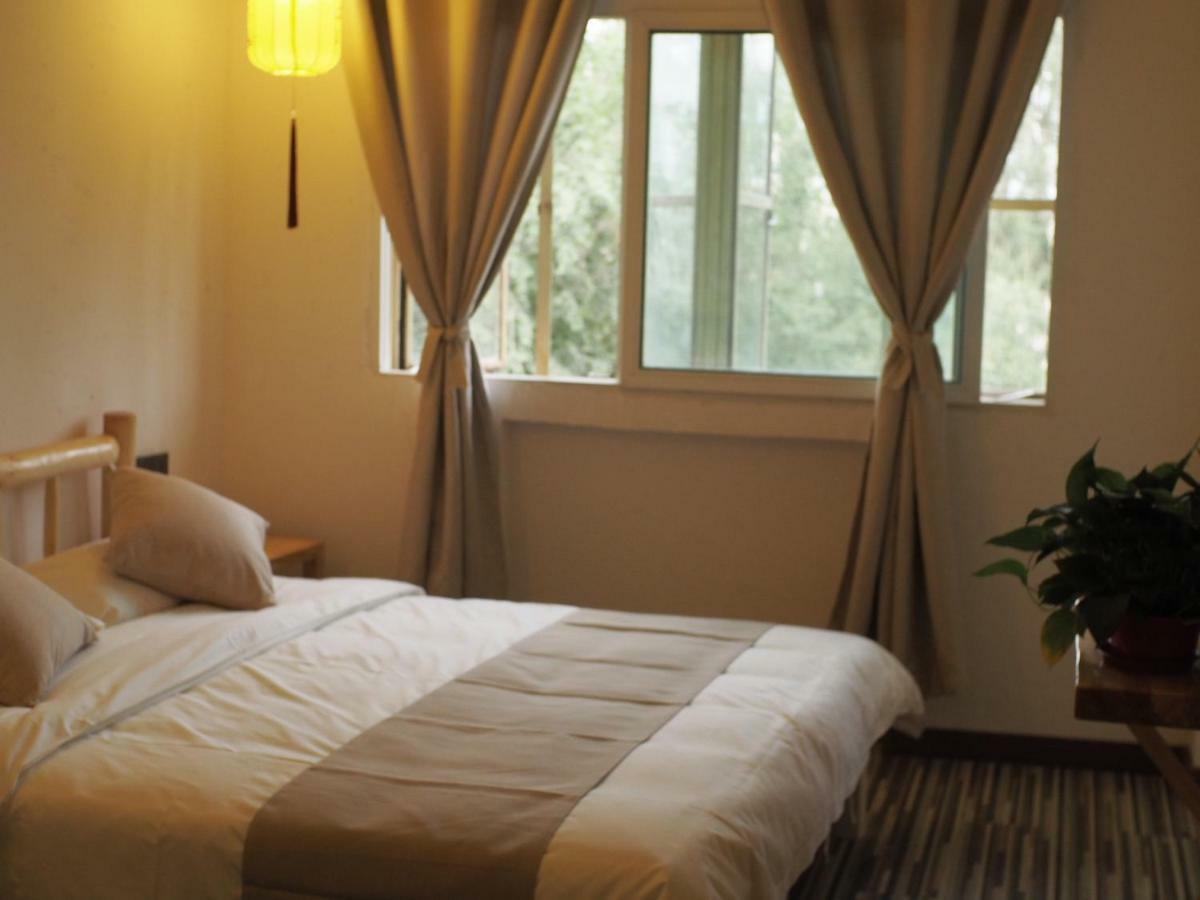 Right Here Hotel ตุนหวง ภายนอก รูปภาพ